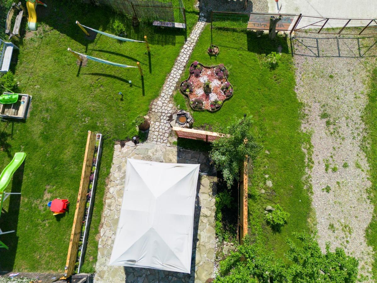 Casuta De Vacanta Poiana Poiana Teiului Exterior foto